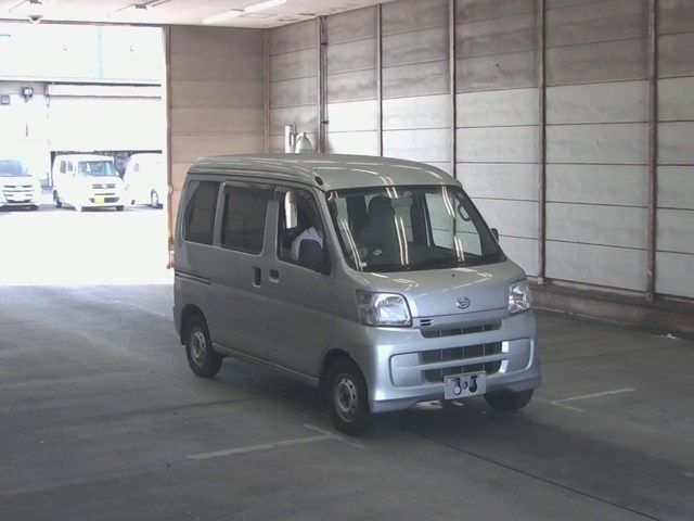 2674 DAIHATSU HIJET VAN S321V 2016 г. (ARAI Bayside)